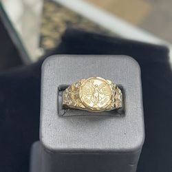 Gold Ring 