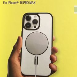 Brand New iPhone 16 Pro Max Magnetic Clear Case + 2 Screen Protectors