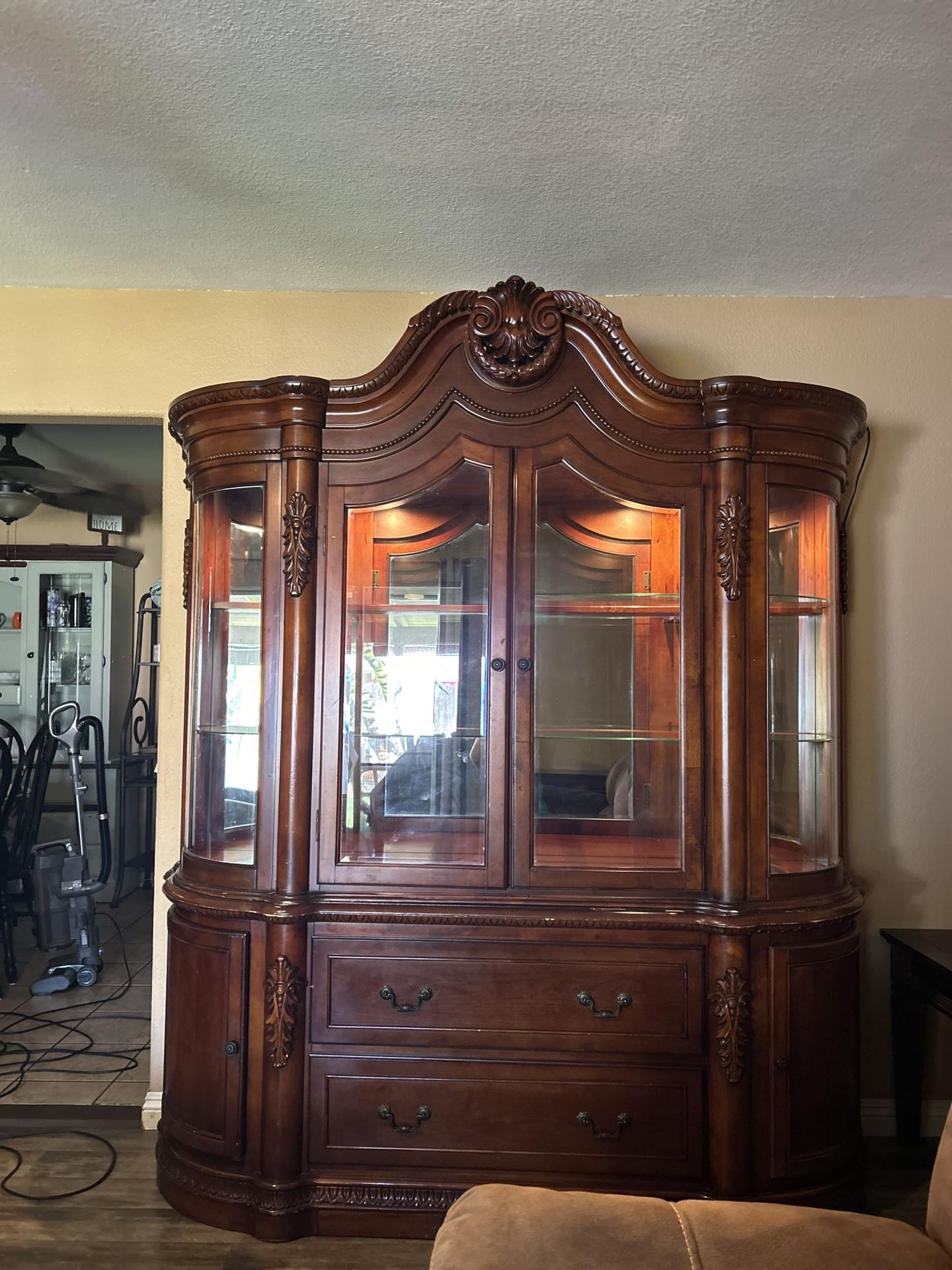 Antique Baroque Mahogany Crystal China Cabinet