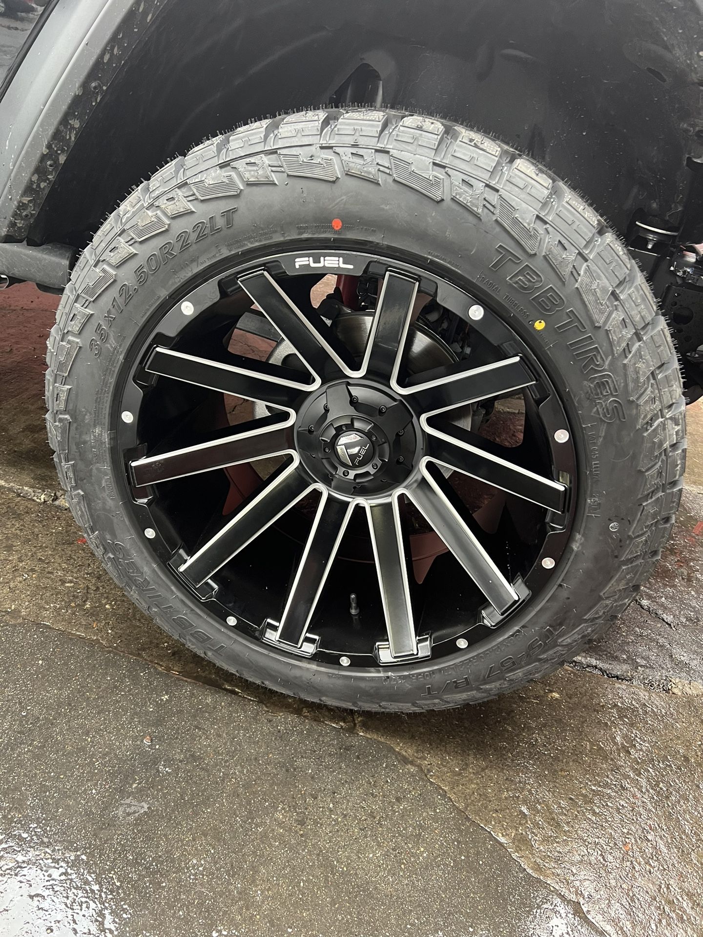 (5) 22x12 Fuel Contra Concave W/35s Tires And Wheels $3599
