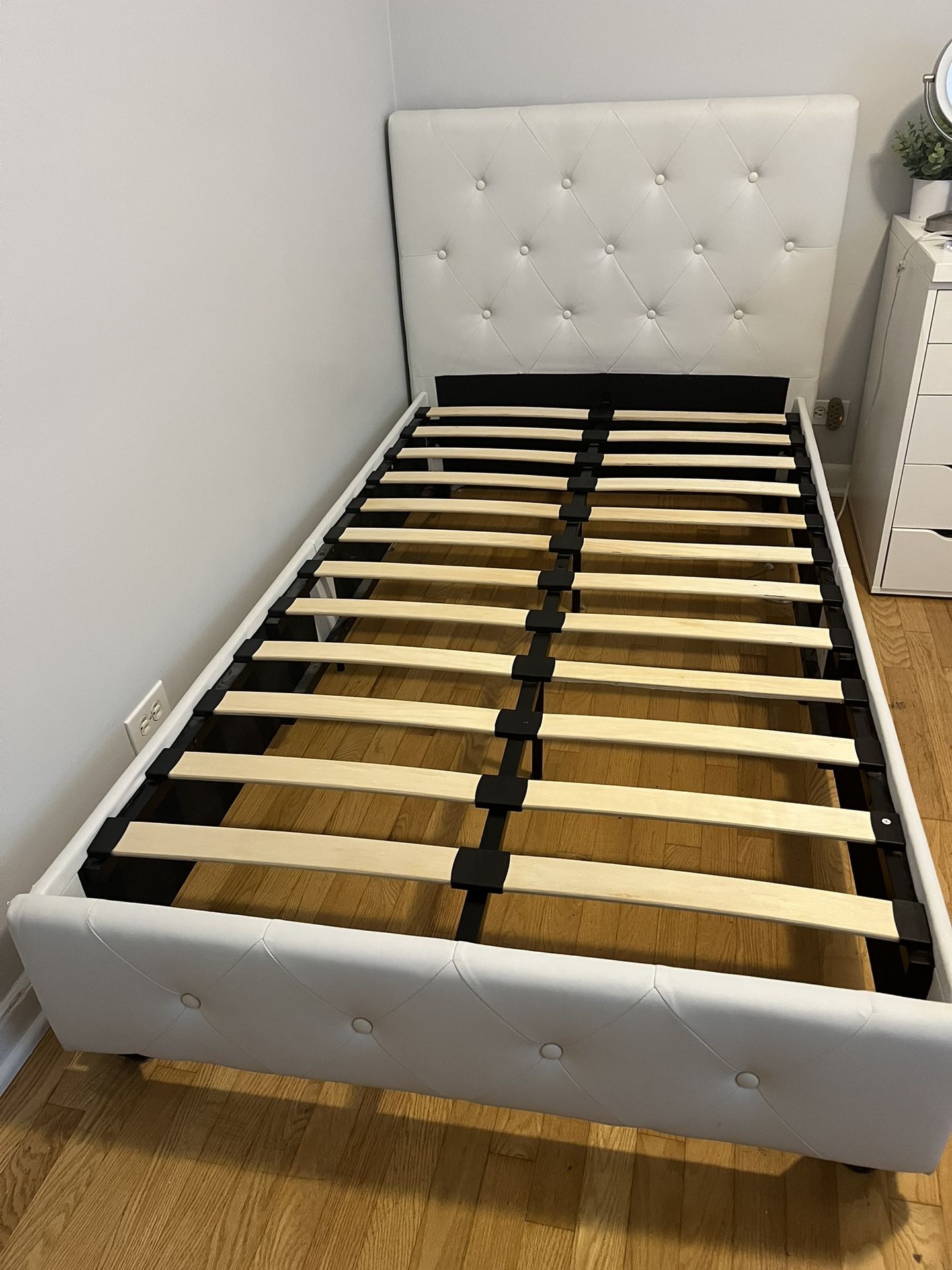 Twin Bed With Mattress