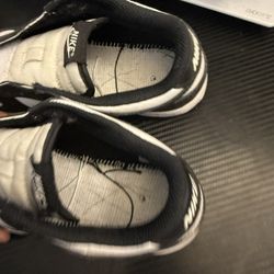 Nike Dunk Panda Sz 3y 