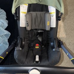 Doona Car Seat/ Stroller Combo 