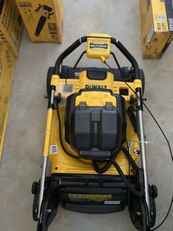 New DeWalt Self Propelled Lawn Mower