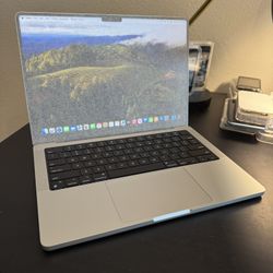 Apple 14” MacBook Pro M3 Pro Chip 11-core CPU 14-core GPU 36GB Ram 512SSD. Brand new condition!