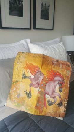 NEW! FRIDA Pillow Couch Bed Chair Perfect Gift