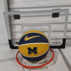 18" DOOR BASKETBALL HOOP +NIKE MICHIGAN  BASKETBALL & FREE DELIVERY 