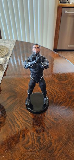 Black Panther Marvel 12" Articulated Figure / Collectible / Hulk / Wolverine / Iron Man / Toy / Doll / Collector / Man Cave / Comic / Cartoon