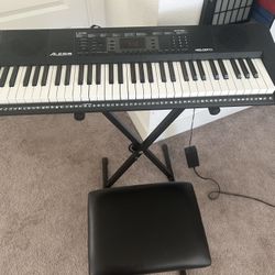 Alesis piano 300 Tones 