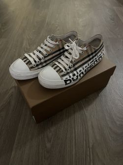 Burberry Sneakers Size 42/9