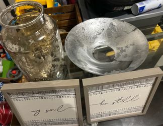 Miscellaneous Home Decor and Pantry items