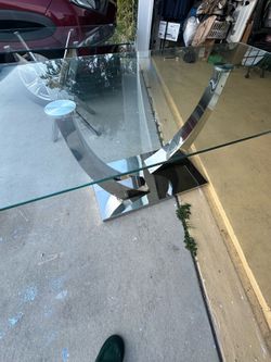 GLASS TABLE FOR SALE