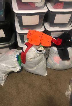 LOT OF BOYS CLOTHING MAJORITY SZ 10-16 about 10-20 Pieces Sz 2-6