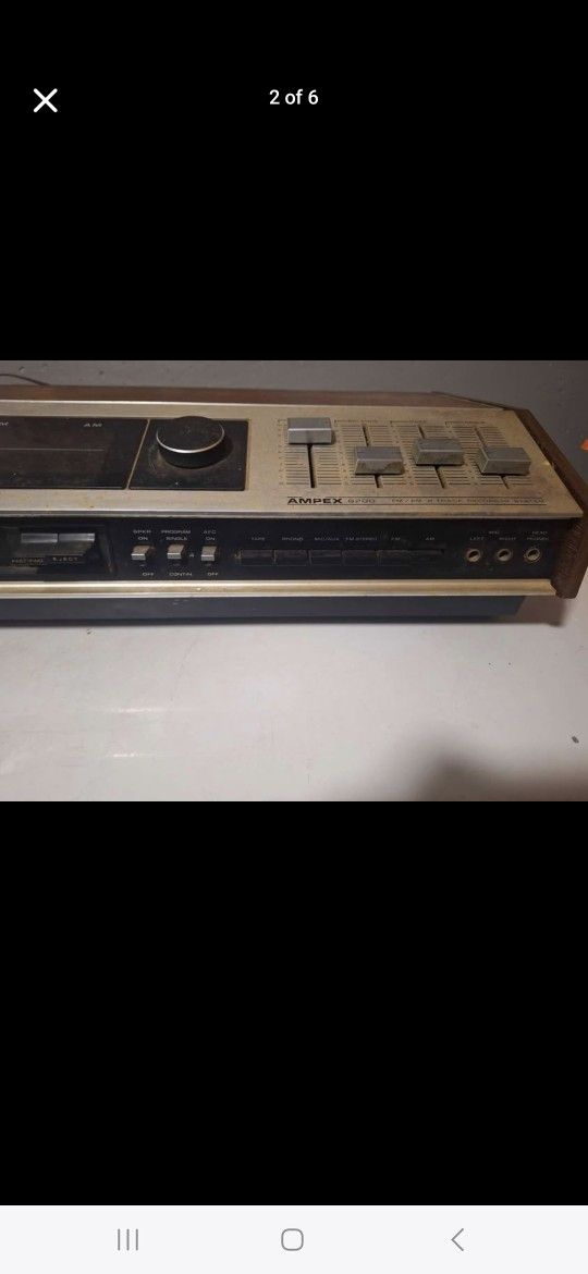 Ampex Receiver Model 8200