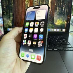Apple iPhone 14 Pro 128GB Unlocked to any carrier! 30 day warranty! We offer financing!