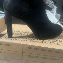 Boots Women Size 8 1/2