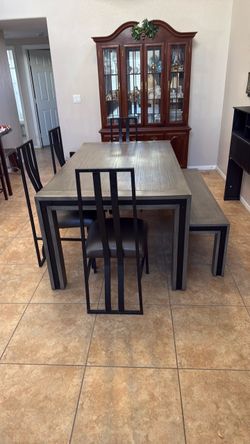 Very Nice Table With Bench