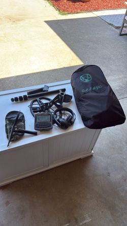 Gbnryg Professional Metal Detector Kit with Shovel/Pick - Complete Set!