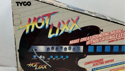 Vintage 1989 Tyco Hot Lixx Computerized Electric Guitar Toy in Box