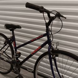 TREK 700 MultiTrack hybrid/commuter bike, serviced+ready to ride!