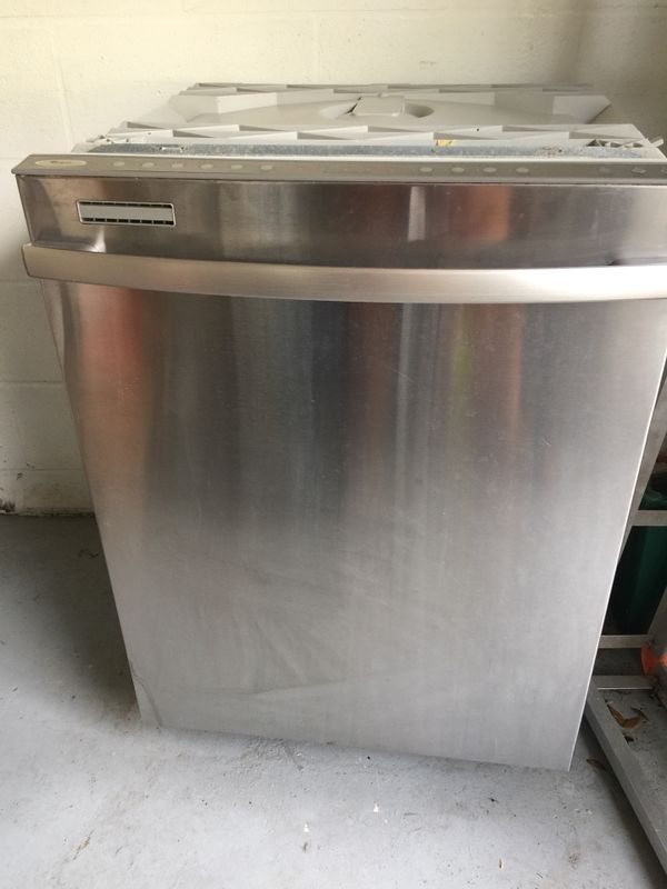 Whirlpool Gold 24” Builtin Dishwasher Stainless Steel Model