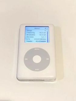 Apple iPod Classic 4th Generation White - HP Invent (20 GB) PE435AABA MP102