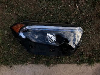 2022-2024 W243 EQB250 EQB300 EQB350 MERCEDES BENZ EQB CLASS LED HEADLIGHT RIGHT SIDE OEM READ DESCRIPTION