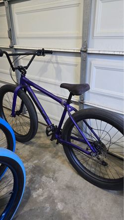 Throne Goon XL