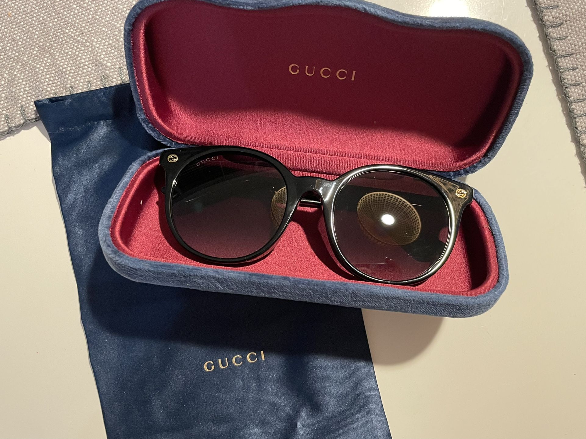 Gucci Women’s Sunglasses New - Never Used GG0091S
