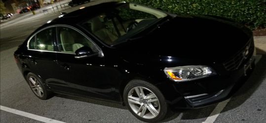 2015 Volvo  S60 T5  Premier Drive -E 14 Turbo
