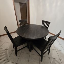 4' Table and Chairs