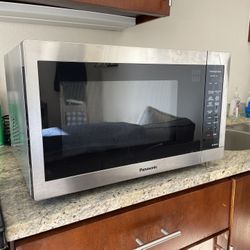 Panasonic 1100W High Power Microwave