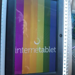 POLARIOD INTERNET TABLET