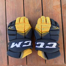 CCM Hockey Gloves 