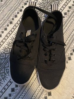 Black Adidas Shoes 