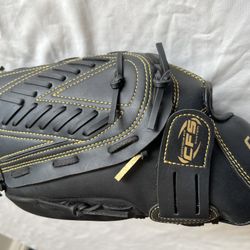 Field Master 13” Left Hand Throw Fielding Glove