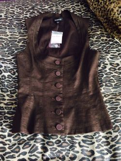 New brown Bebe vest size 2