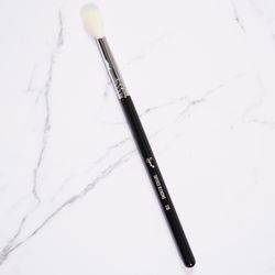SIGMA E35 Tapered Blending Brush (100% New & Authentic)