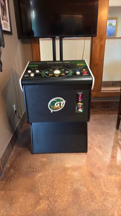 Golden Tee Golf Machine