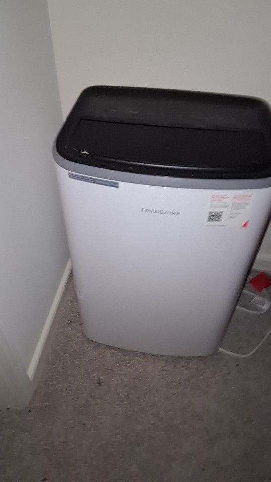 Two air conditioners in like new condition
