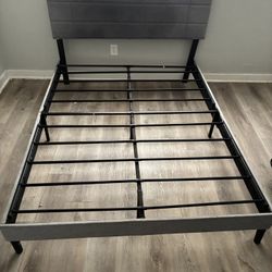 QUEEN SIZE BED FRAME