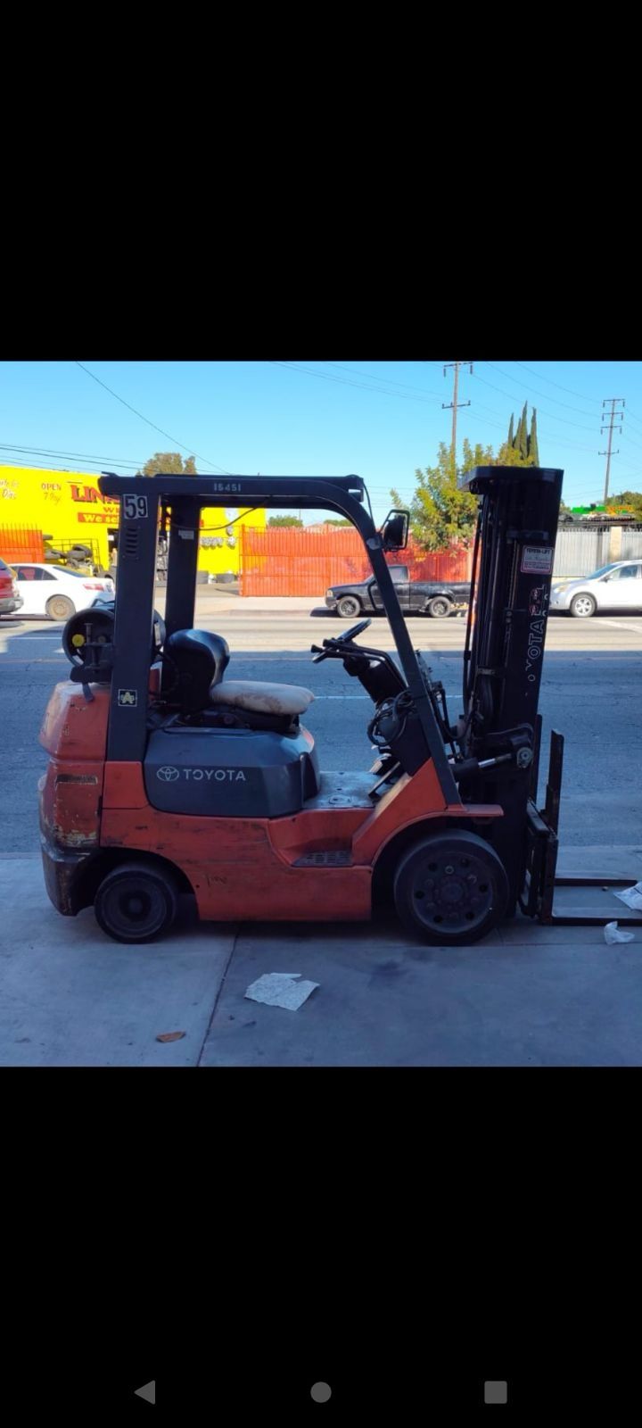 Attention information about the whereabouts of this forklift reward on hand