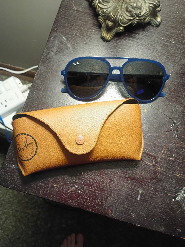 RAY-BAN Sunglasses