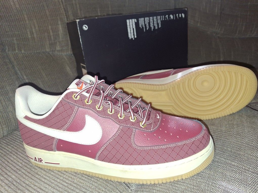 Nike Air Force One Low "Team Red"