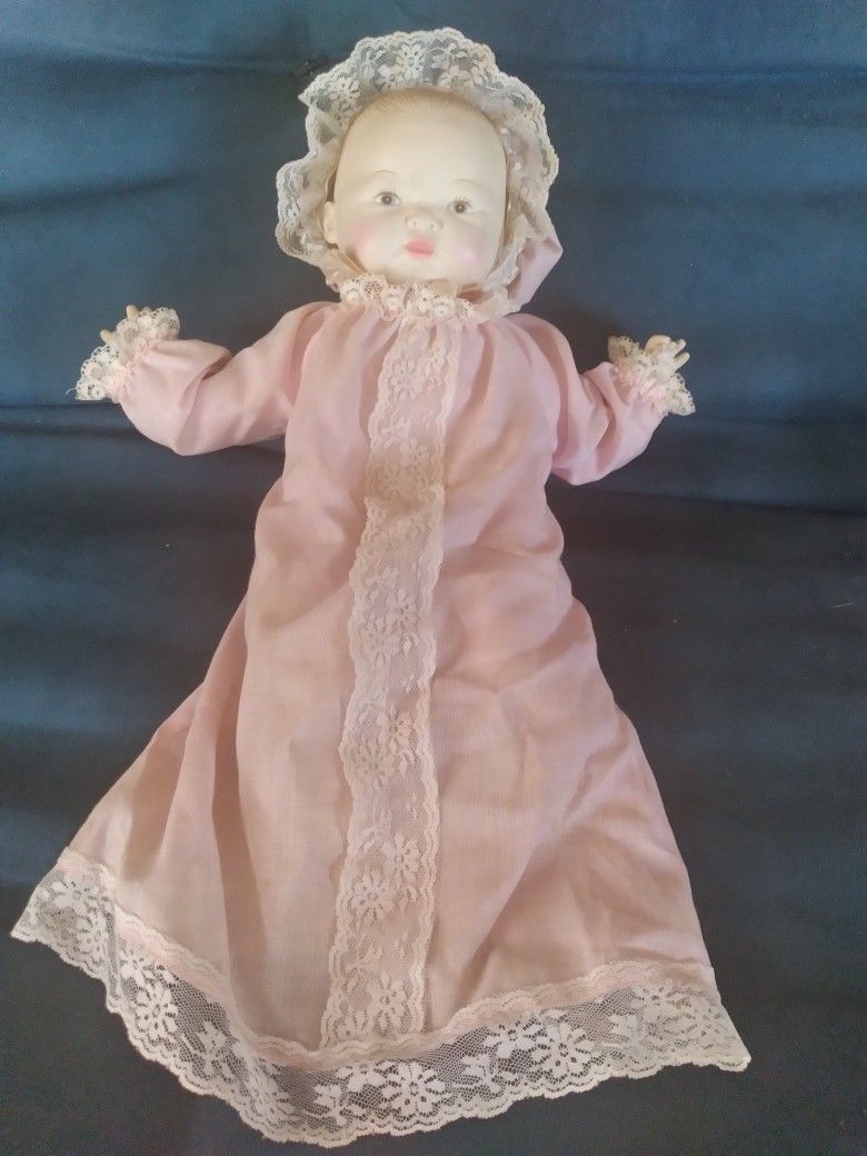 1972 Bye-Lo baby doll. 14" tall Made By Horsman