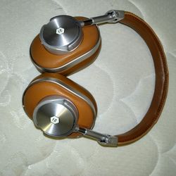 Head Phones 