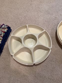 Vintage Lazy Susan 6 part Tupperware Container