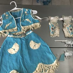 AWESOME COMPLET SET RARE" LASSO'EM BILL" COWGIRL CHILDS VEST & SKIRT AND holster