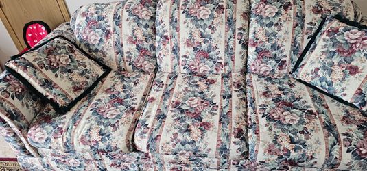 Sofa come bed
