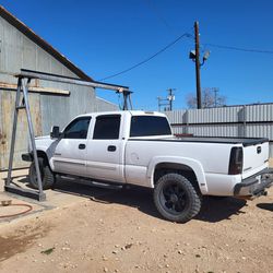 2003 Chevy 1500 parts truck.